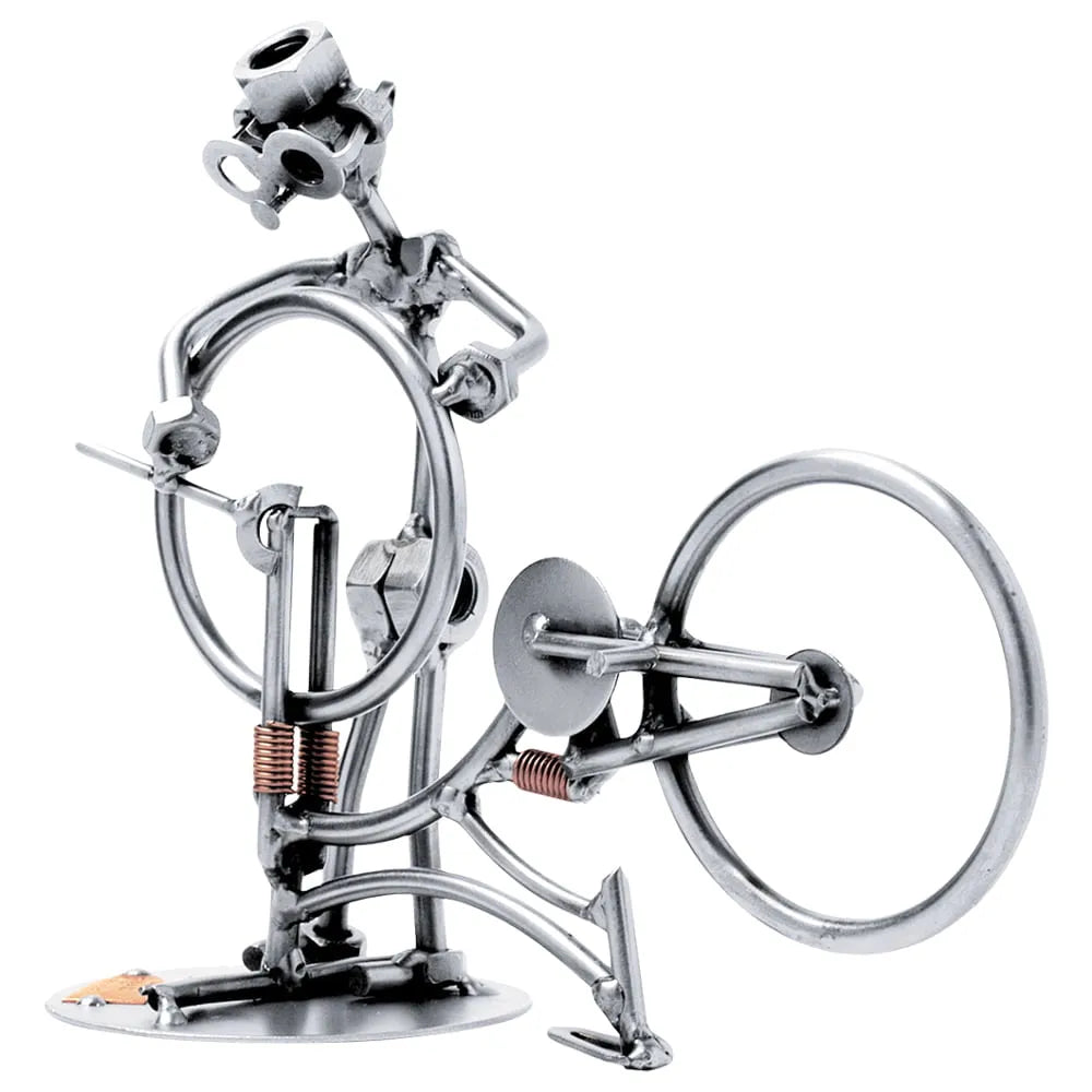 https://cdn.shopify.com/s/files/1/1011/7513/2505/files/073-Schraubenfigur-Fahrradmechaniker.webp?v=1792076534
