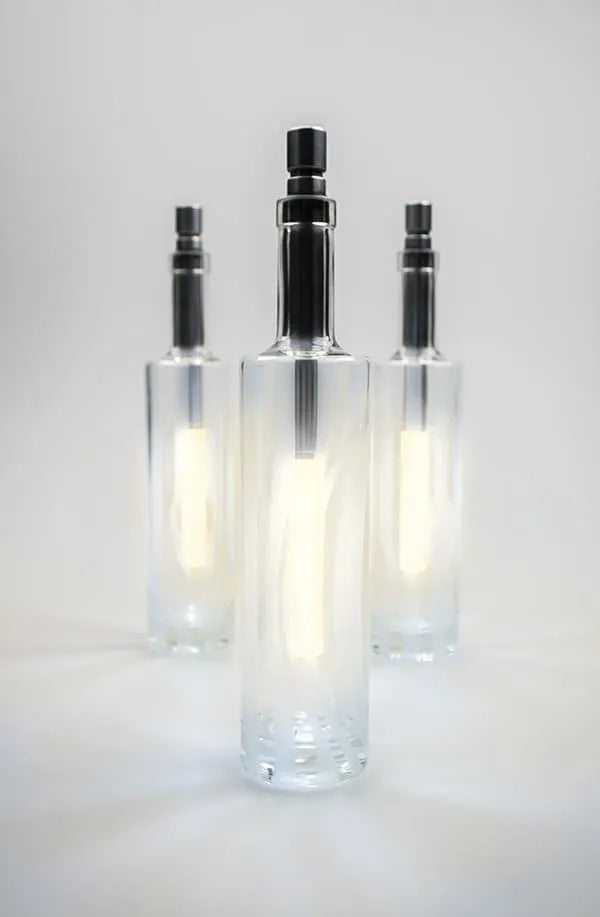 dimmbare LED Flaschenlampe - 15/40 lm - Warmweiß - gezeigt in Flaschen