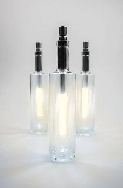dimmbare LED Flaschenlampe - 15/40 lm - Warmweiß - gezeigt in Flaschen