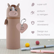 Federmäppchen aus Silikon „Pferd Nelly“
