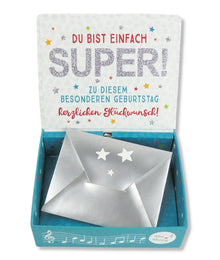 Soundbox zum 50. Geburtstag "attraktiv, klug, witzig", Aufgeklappt