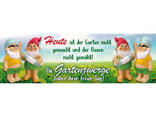 Emaille Becher mit Spruch "Die Gartenzwerge haben ihren freien Tag..."