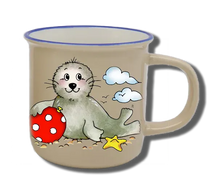 Handgemachte Tasse "Seehund mit Ball" mit Wunschname