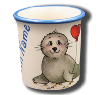 Handgemachter Eierbecher mit Seehund-Motiv "Herzballon" und Wunschname