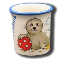 Handgemachter Eierbecher mit Seehund-Motiv "Ball" und Wunschname