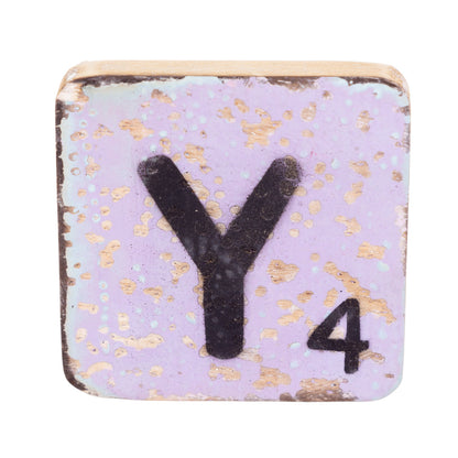 Wörterpuzzle - Holztafeln mit Buchstaben, Zeichen, Symbolen