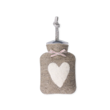 Miniwärmflasche "Herz" aus Merinowolle, 0,2l