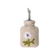 Miniwärmflasche "Primel" aus Merinowolle, 0,2l
