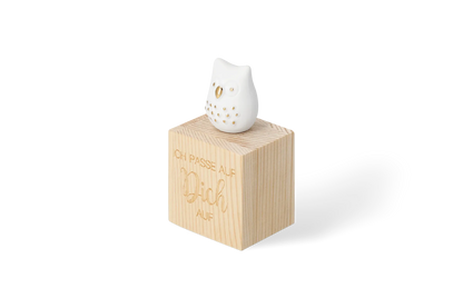 Glückskästchen "Eule" aus Porzellan und Holz Seitenansicht