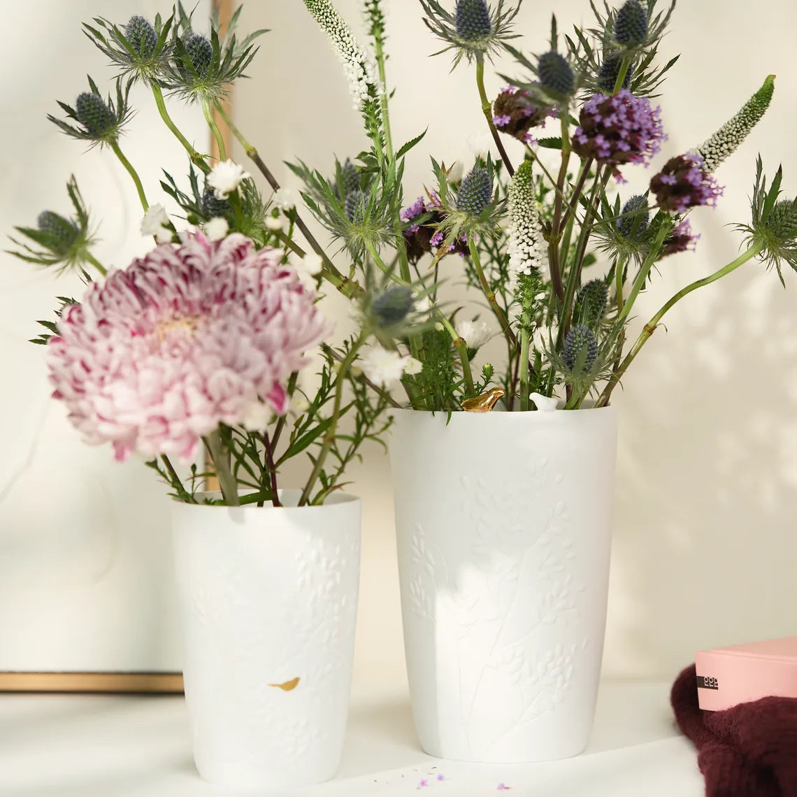 Vase „Goldvögelchen“ aus Porzellan