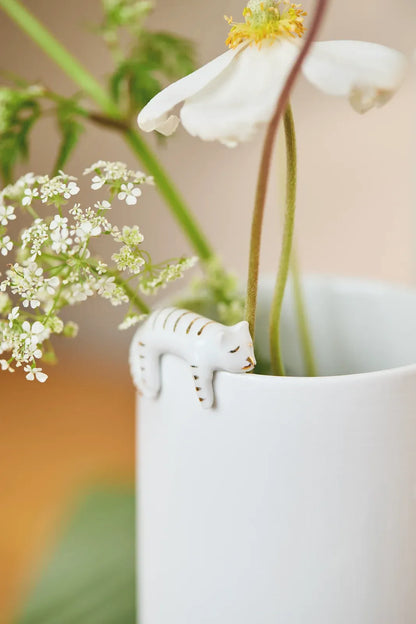 Vase „Katze“ aus Porzellan mit Golddetails Mood