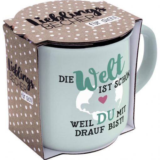 Sheepworldbecher in mintgrün mit Aufdruck in Form einer Weltkugel und Spruch "Die Welt ist schön, weil du mit drauf bist!" in Geschenkbanderole